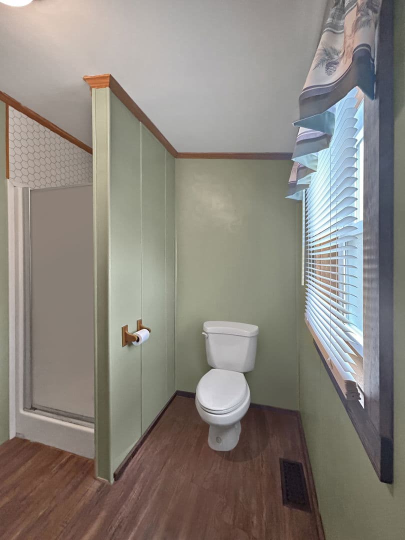 Northern pines 73 bathroom home features