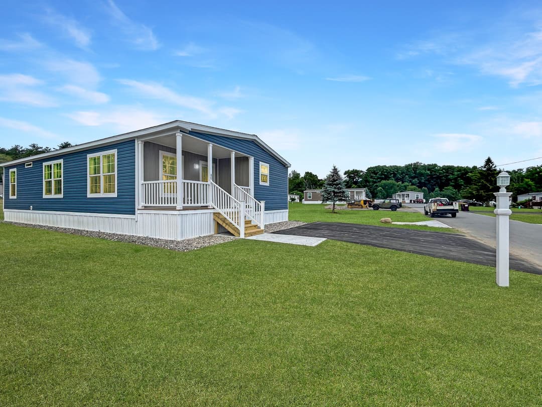 Hyspot 4c exterior home features