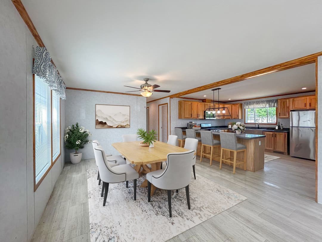 Hyspot 4c interior and kitchen home features