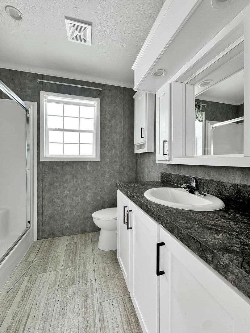 Highland estates 21 bathroom home features